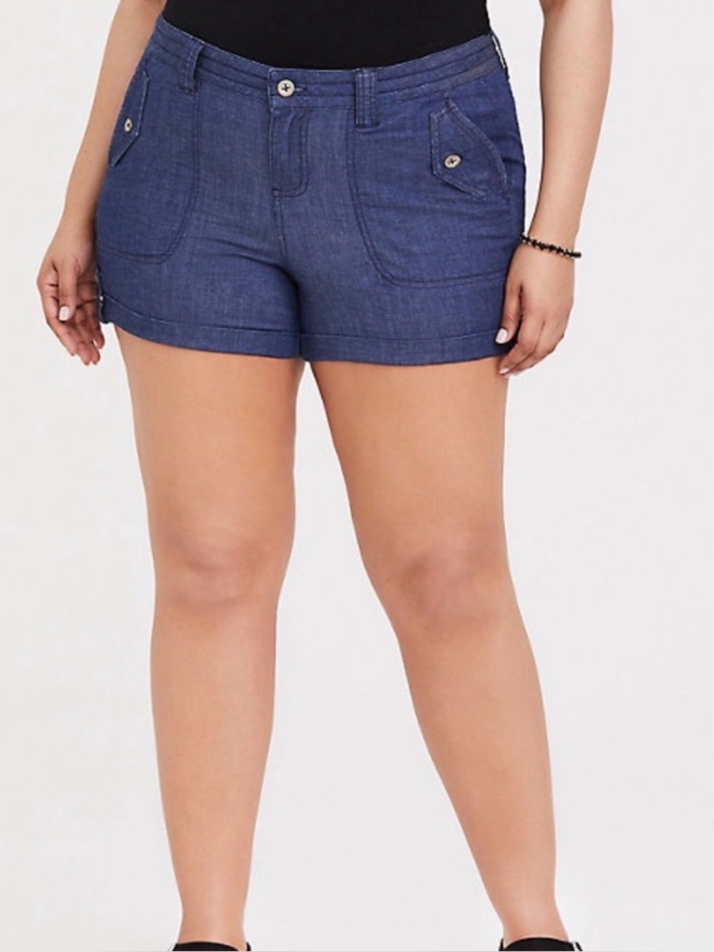 Torrid Women's Medium-Wash Blue Denim Cargo Shorts, Size 24